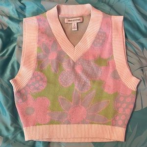 Urban Outfitters short sleeve sweater